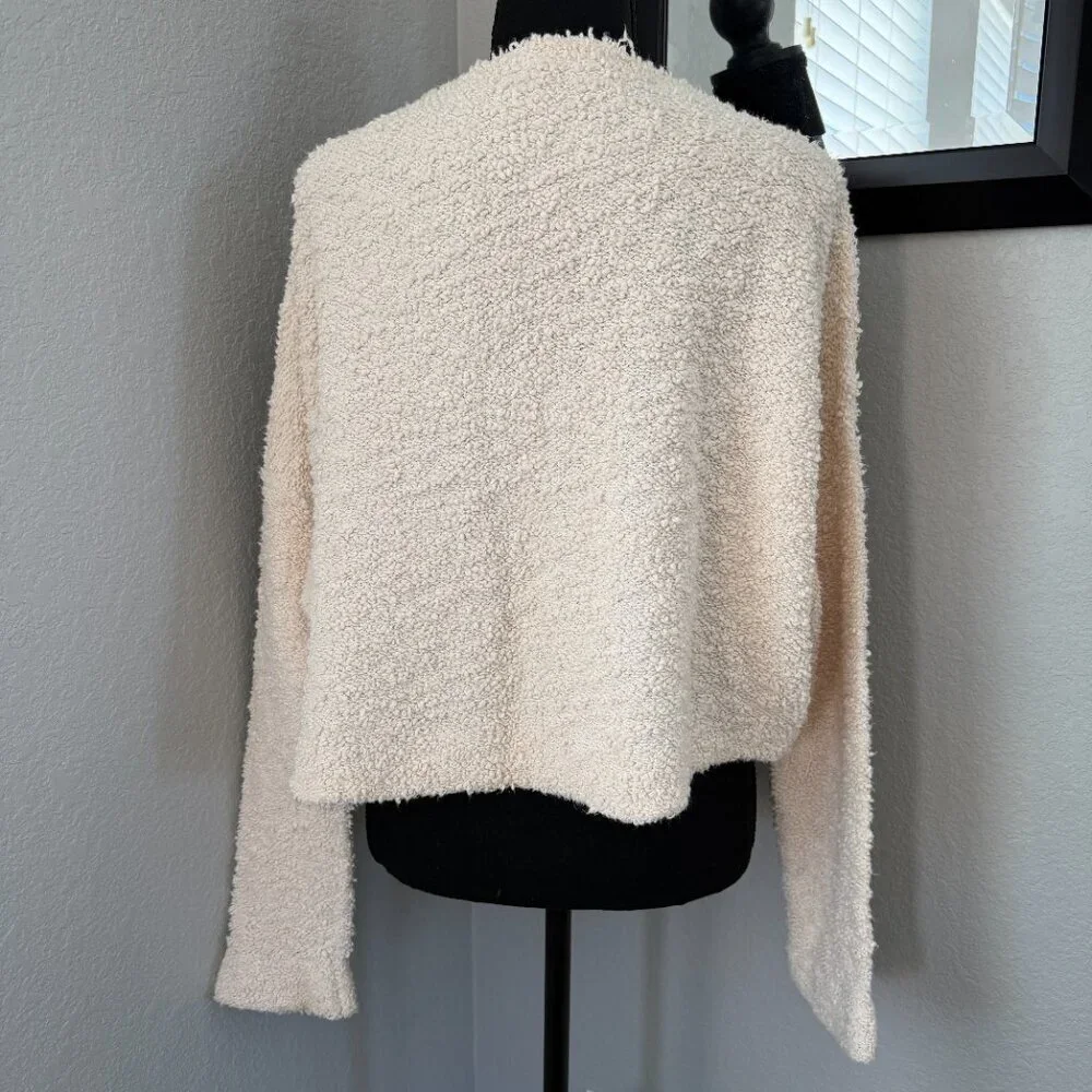 FREE PEOPLE Ivory Cream Popcorn Cropped Pullover Sweater Medium